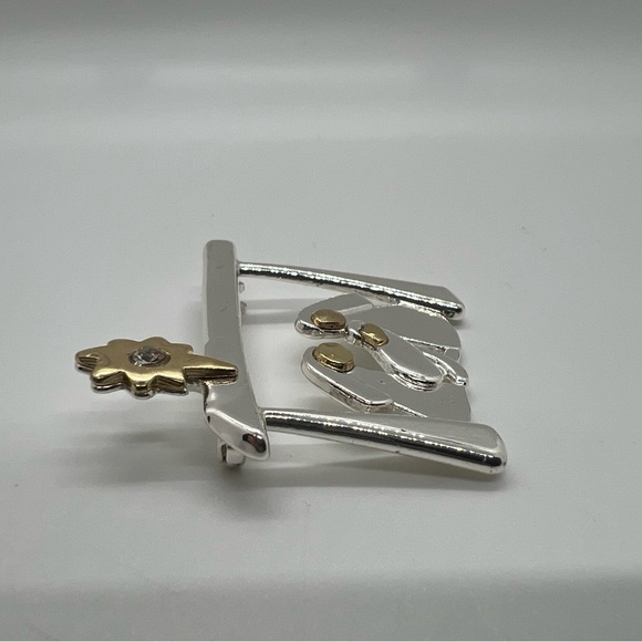 VINTAGE CHRISTMAS NATIVITY SCENE BROOCH Rhinestone Star - Picture 3 of 7